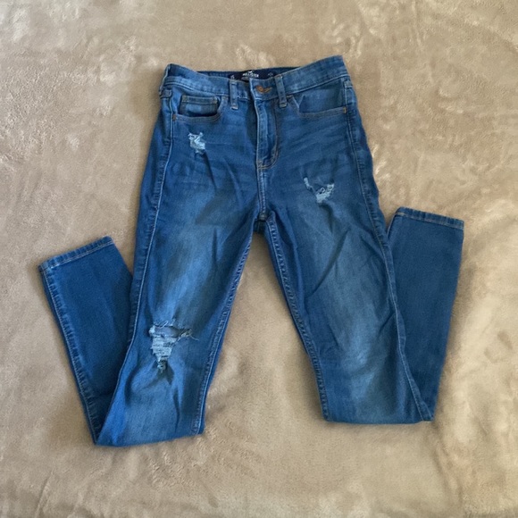 Hollister Jeans - Picture 3 of 5